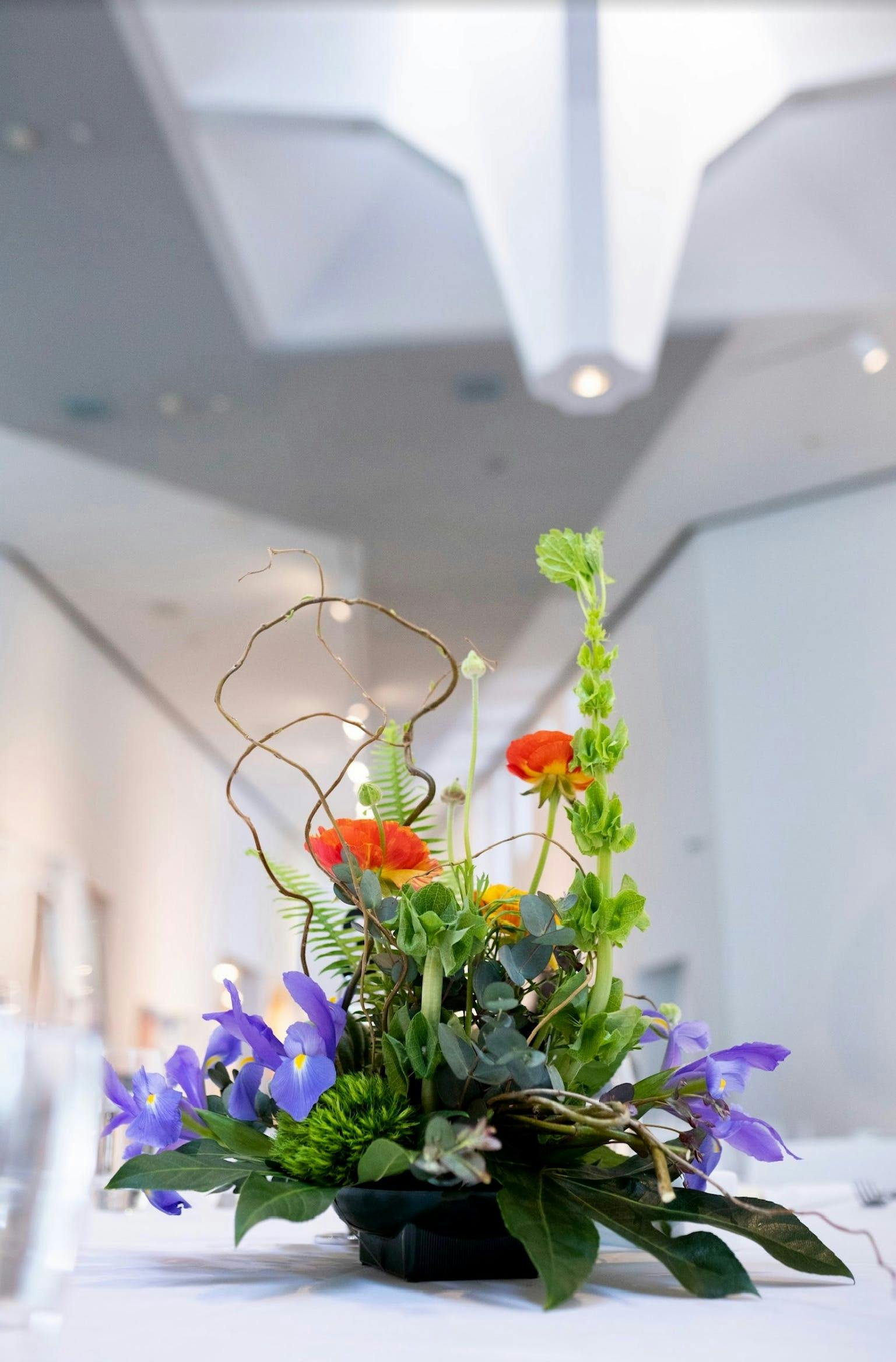 event flowers in Kemper Museum atrium