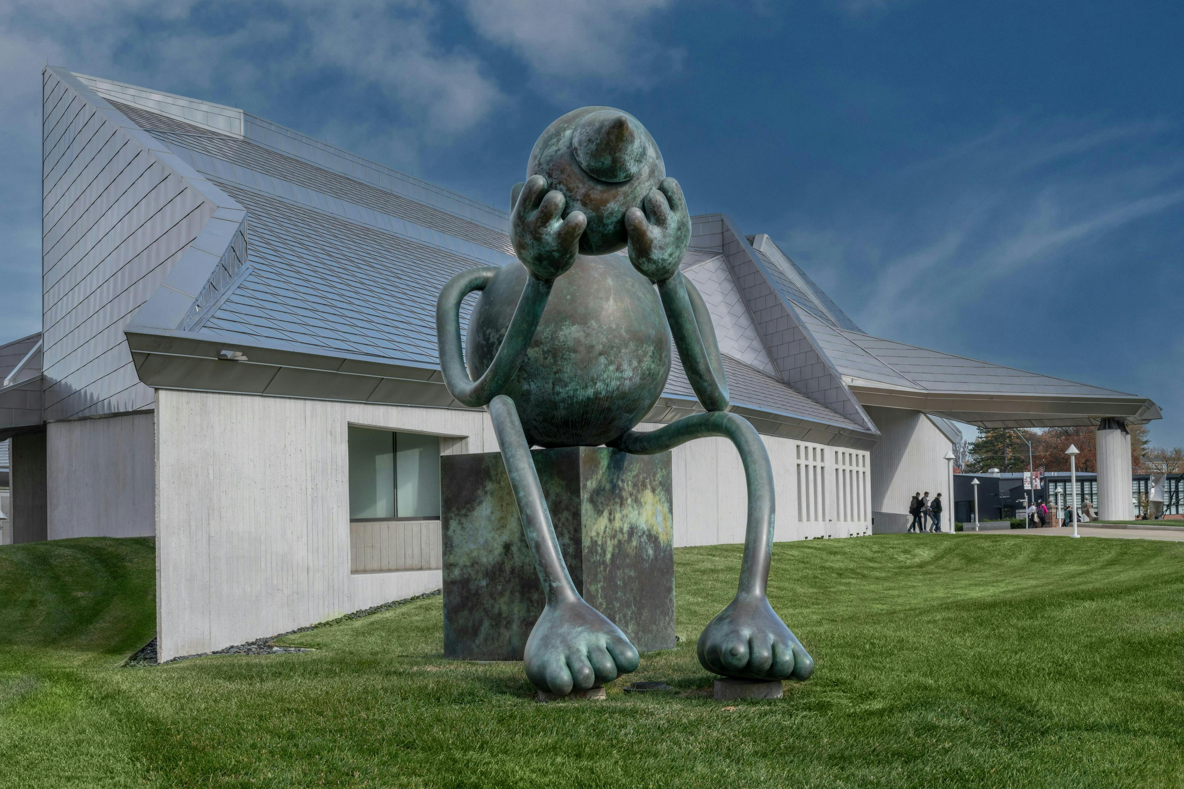 Photo of a large sculpture in front of Kemper Museum
